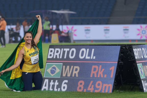 Mundial: Wanna Brito e Antônia Keyla brilham com ouros e recordes