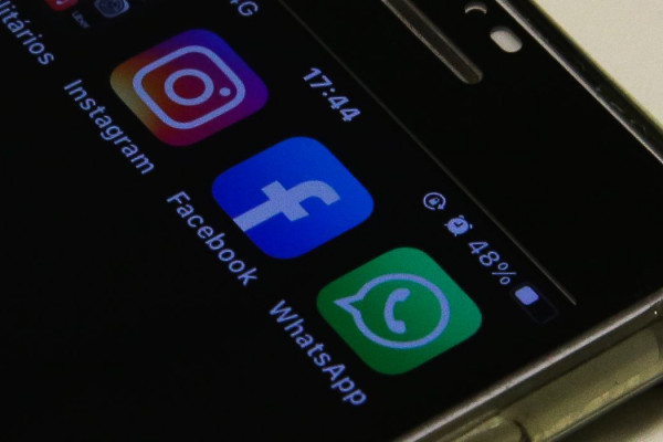 AGU pede que redes sociais removam desinformação sobre CNU 2025