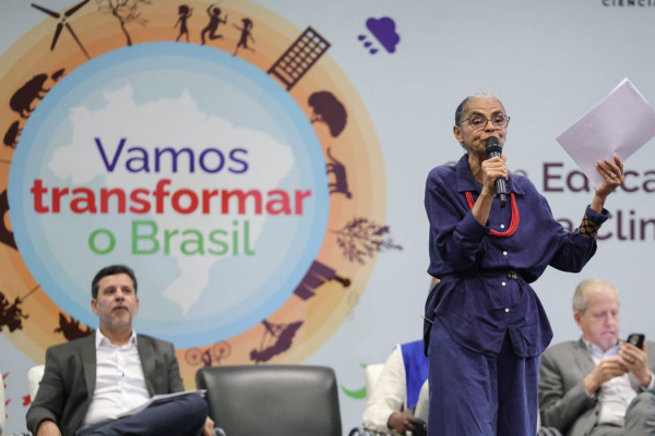Em conferência, jovens debatem propostas para levar à COP30