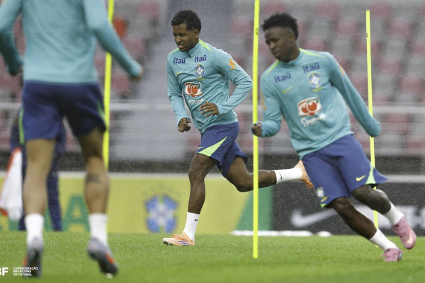 Amistosos: Ancelotti comanda 1º treino da seleção na Coreia do Sul 