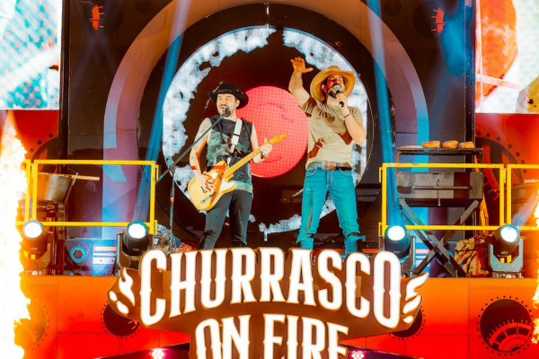 Dupla Fernando & Sorocaba vai se apresentar durante o evento