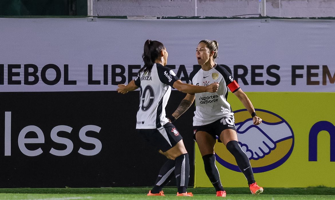 Libertadores Feminina: Corinthians vence Santa Fe e se classifica