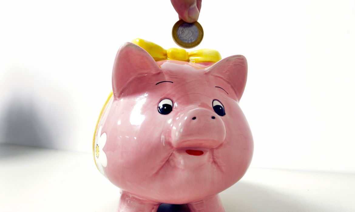 Poupança tem retirada líquida de R$ 15 bilhões em setembro