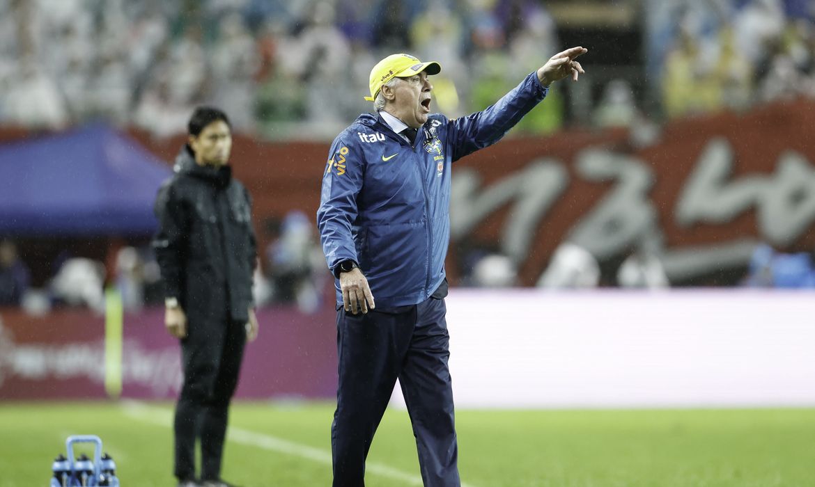 Ancelotti classifica goleada como bom início de trajetória para Copa