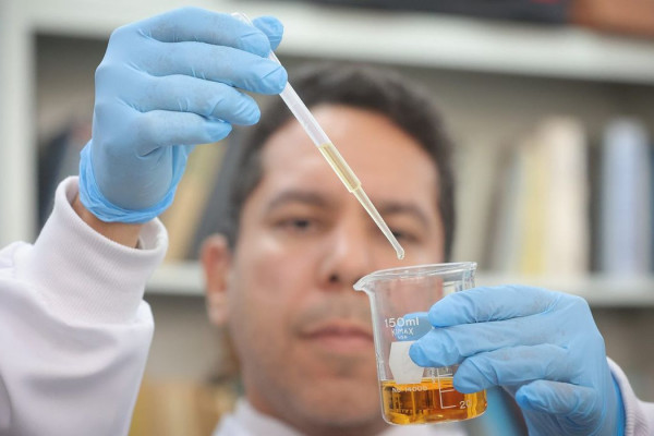 Novo protocolo de São Paulo permite detecção de metanol em bebidas
