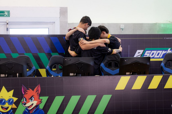 E-sports no JUBs: atletas avaliam prós e contras da profissionalização