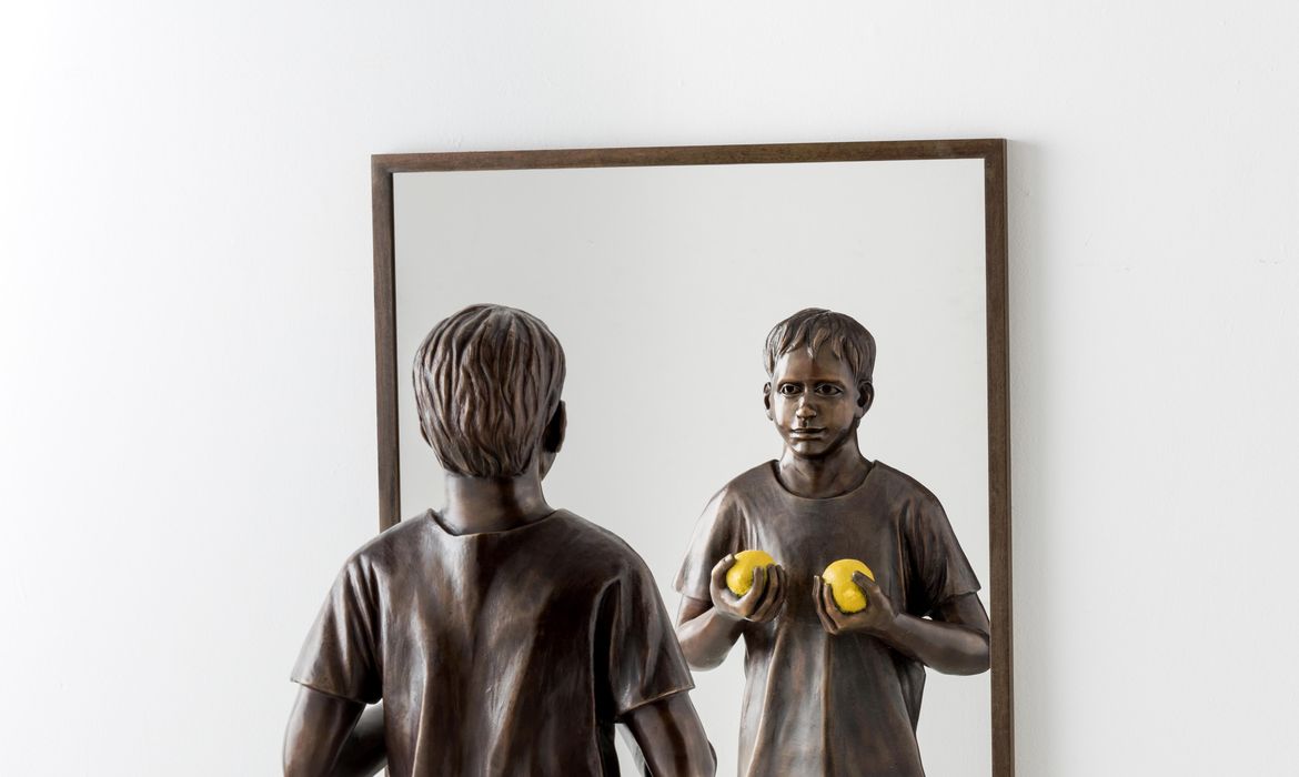 RJ: mostra do escultor Flávio Cerqueira retrata cotidiano da sociedade