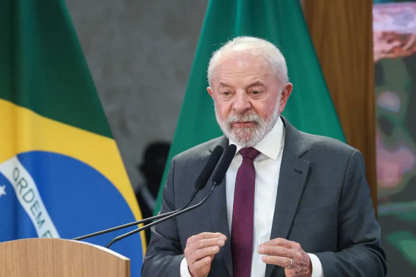 Fome é irmã da guerra, diz Lula no Fórum Mundial da Alimentação