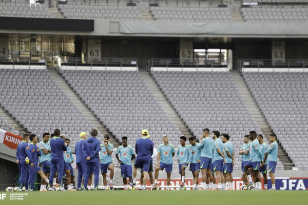 Ancelotti diz que seleção brasileira ainda está aberta a experiências