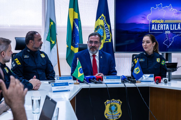 Operação Alerta Lilás da PRF prende 83 por violência contra mulher