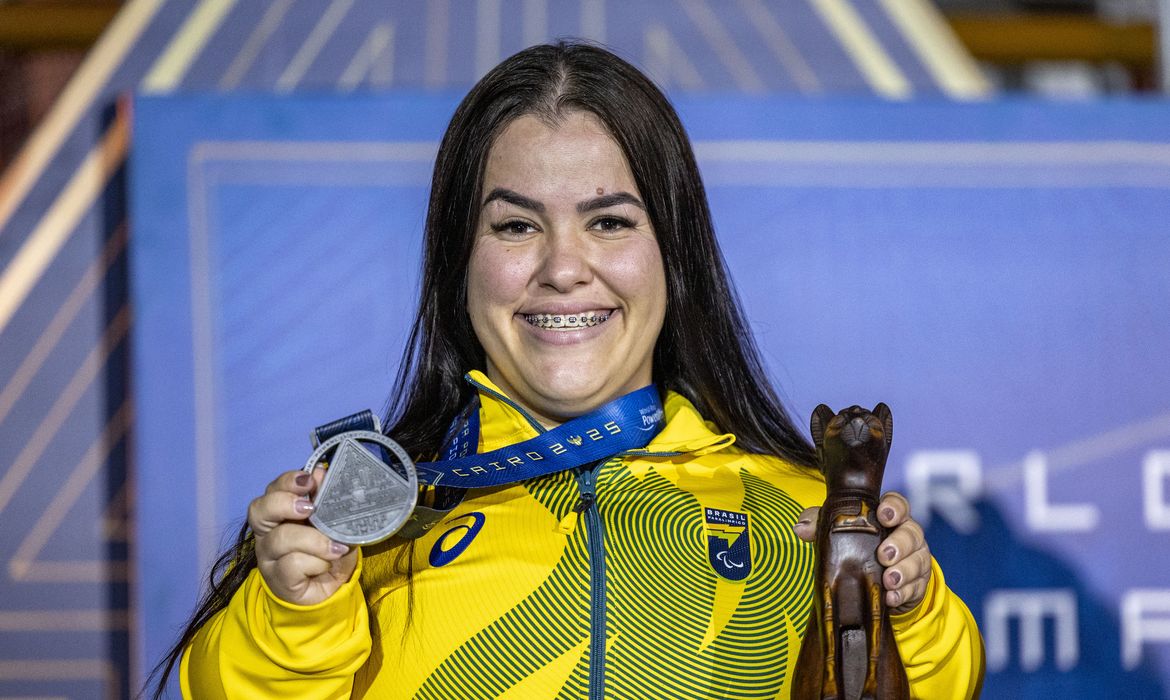 Mariana DAndrea conquista prata no Mundial de Halterofilismo