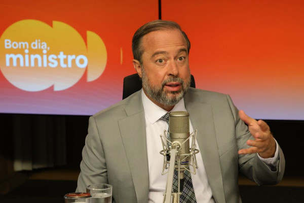 Ministério de Minas e Energia e ONS se reúnem para discutir apagão