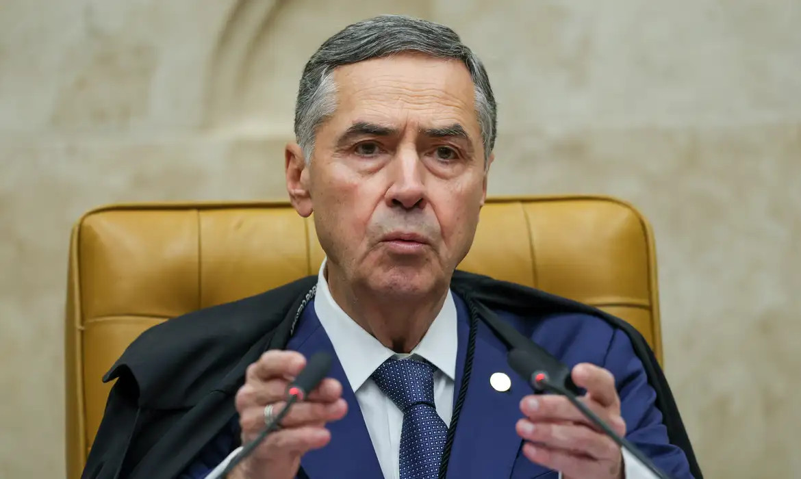 Barroso recebe alta médica após ser internado em Brasília 