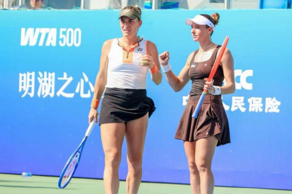 Dupla de Stefani avança às semifinais do WTA de Ningbo, na China