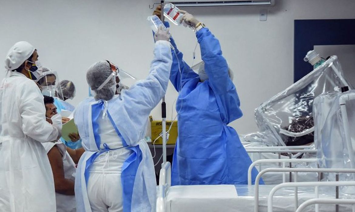 Barroso autoriza enfermeiros a auxiliar aborto legal e proíbe punição