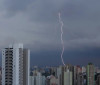 Ventos fortes em SP derrubam cobertura de arena e deixam 8 feridos