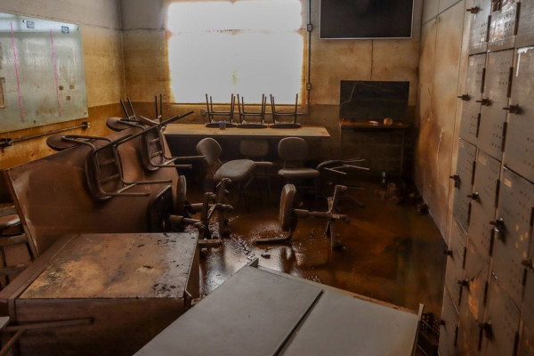 Comunidades ajudam a reconstruir escolas resilientes a crise climática