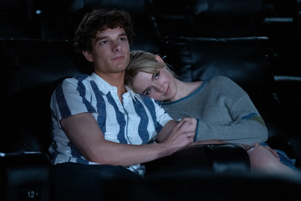 Mason Thames e Mckenna Grace em Se Não Fosse Você