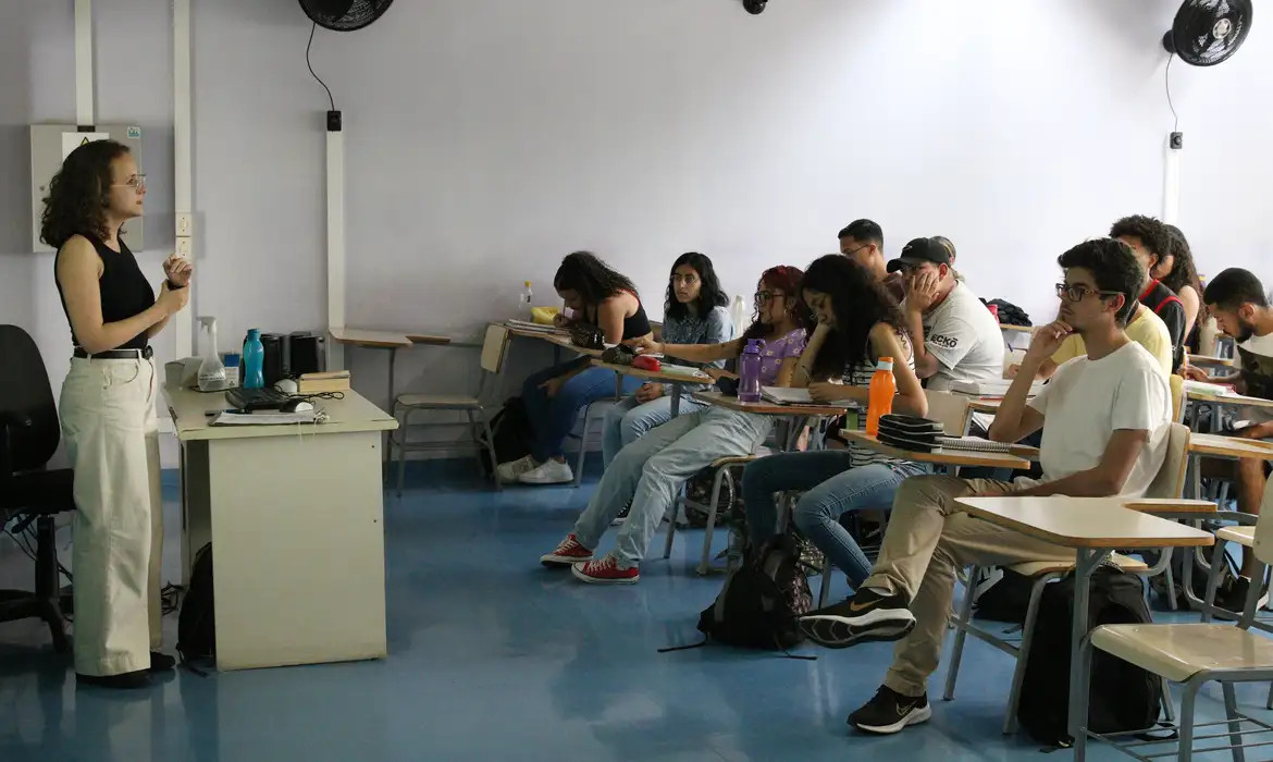 Fuvest divulga nesta quinta locais de prova; saiba onde se inscrever