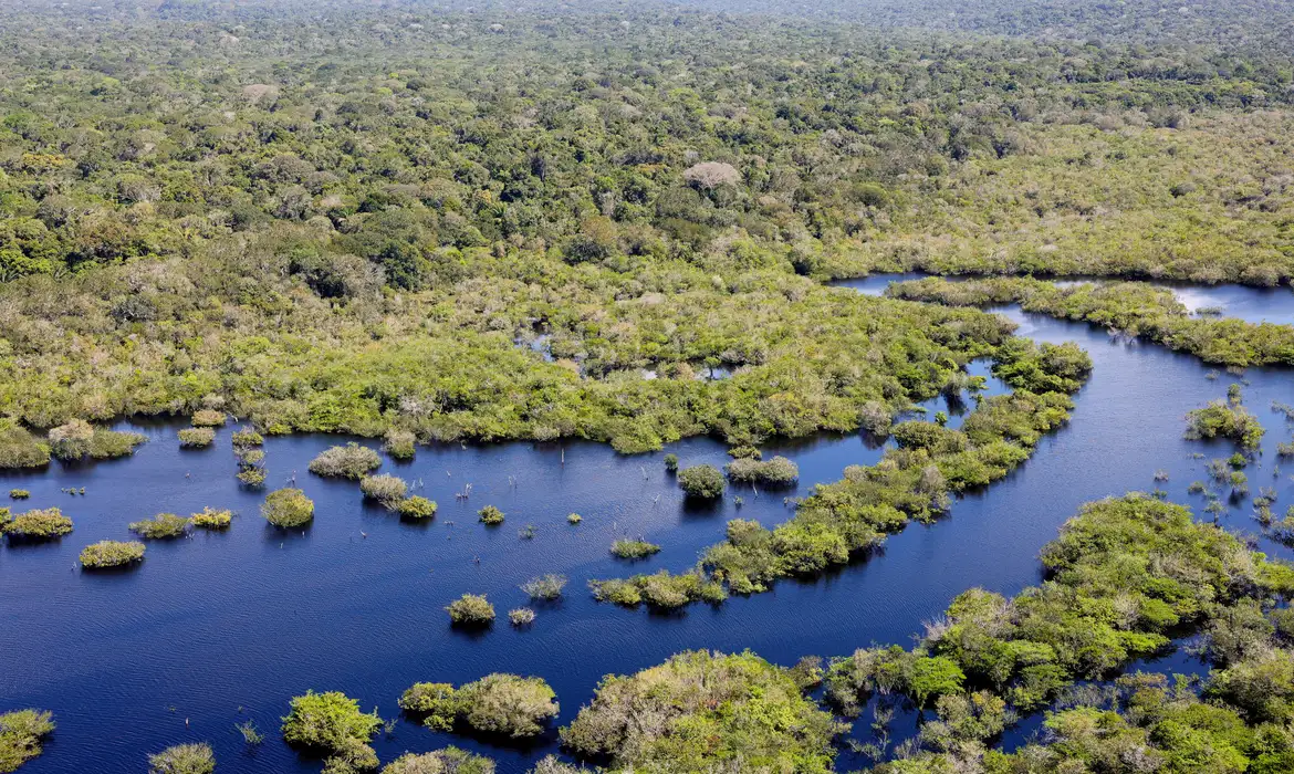 Boleto gigante na Paulista cobra países ricos sobre dívida com o clima