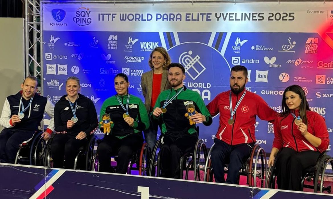 Tênis de mesa paralímpico: Thaís Severo leva ouro e prata na França