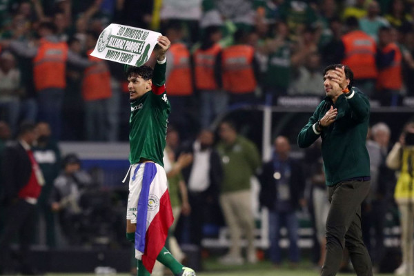 Palmeiras goleia LDU e enfrenta Flamengo na final da Libertadores