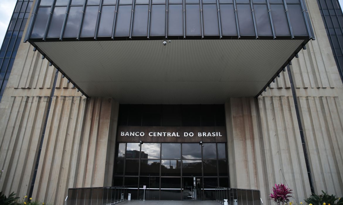 BC muda regras para acabar com contas bancárias fraudulentas