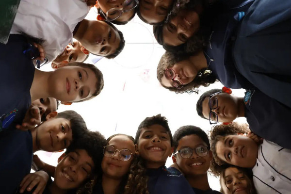 Neymar, Romário, Helena: futebol e novela influenciam nomes no Brasil 