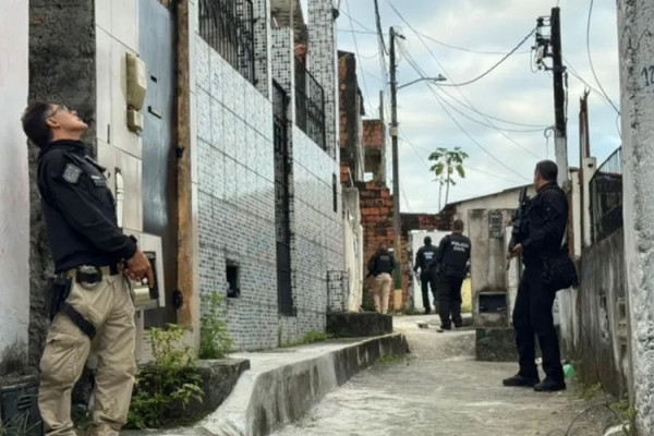 Ação contra o Comando Vermelho na Bahia prende 35; 1 pessoa foi morta