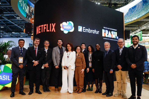 Embratur e Netflix lançam guia turístico do Brasil na WTM Londres