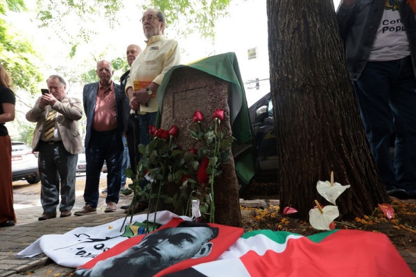 Ato lembra os 56 anos da morte de Carlos Marighella 