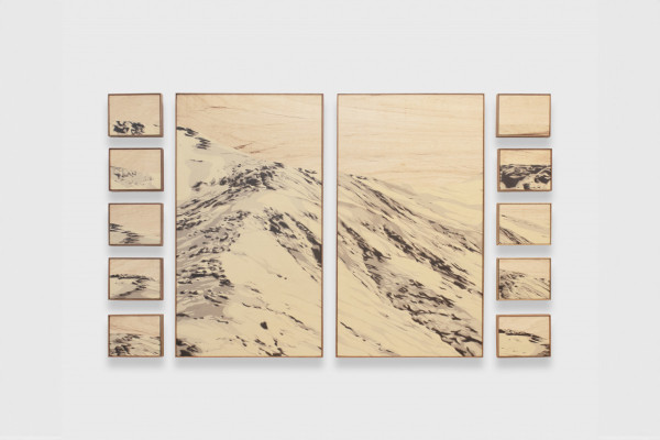 Exposição Paisagem, mero artifício - Aline Moreno e Corina Ishikura