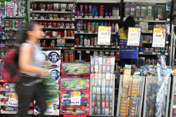 Manutenção da Selic em 15% ao ano preocupa setor produtivo