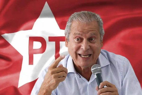 Zé Dirceu, ex-ministro e articulador histórico do PT, durante pronunciamento