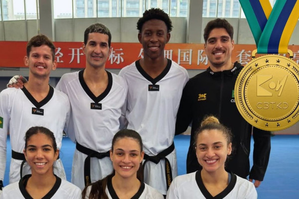 Brasil é tricampeão na Copa do Mundo por equipes de taekwondo na China