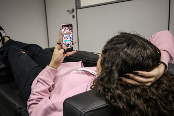 SaferNet tira dúvidas de pais e mães sobre segurança na internet