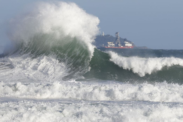 Rio de Janeiro tem previsão de ventos fortes e ressaca até domingo