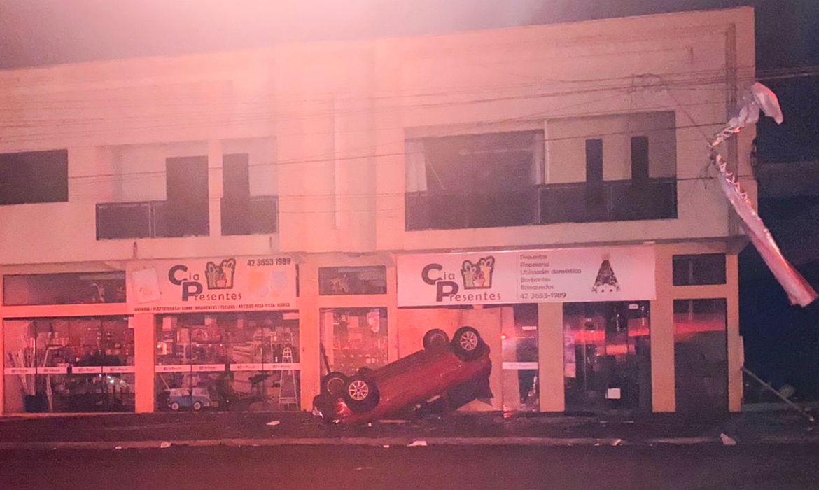 Tornados são fenômenos rápidos, mas difíceis de prever