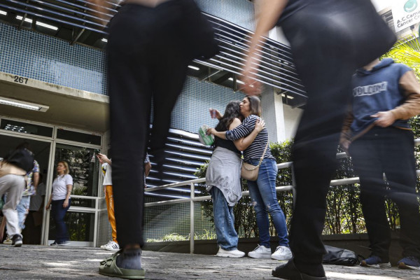 Enem 2025: saiba o que é permitido levar no primeiro dia de provas