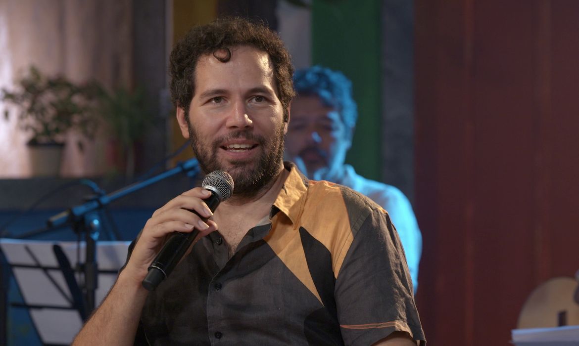 TV Brasil exibe tributo a Paulinho da Viola no Samba da Gamboa