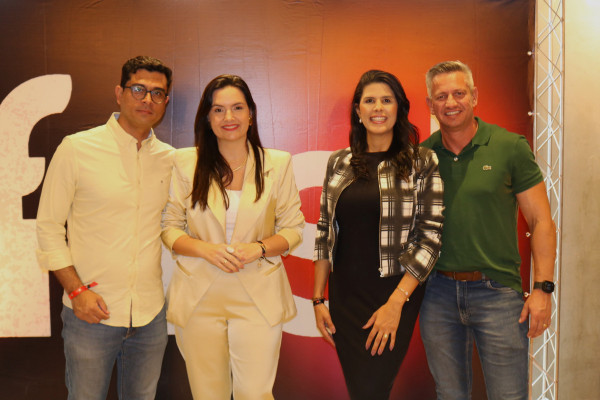  Ricardo Ferreira, Grace Kelly Cano, Priscila Araújo e Bruno Adami