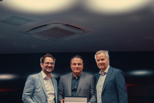 Wilm Eggert, Marcel Visconde, e Peter Vogel - Divulgação