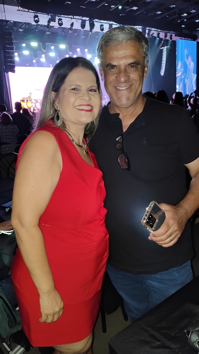  Izalete da Silva Pires e Carlos Pires