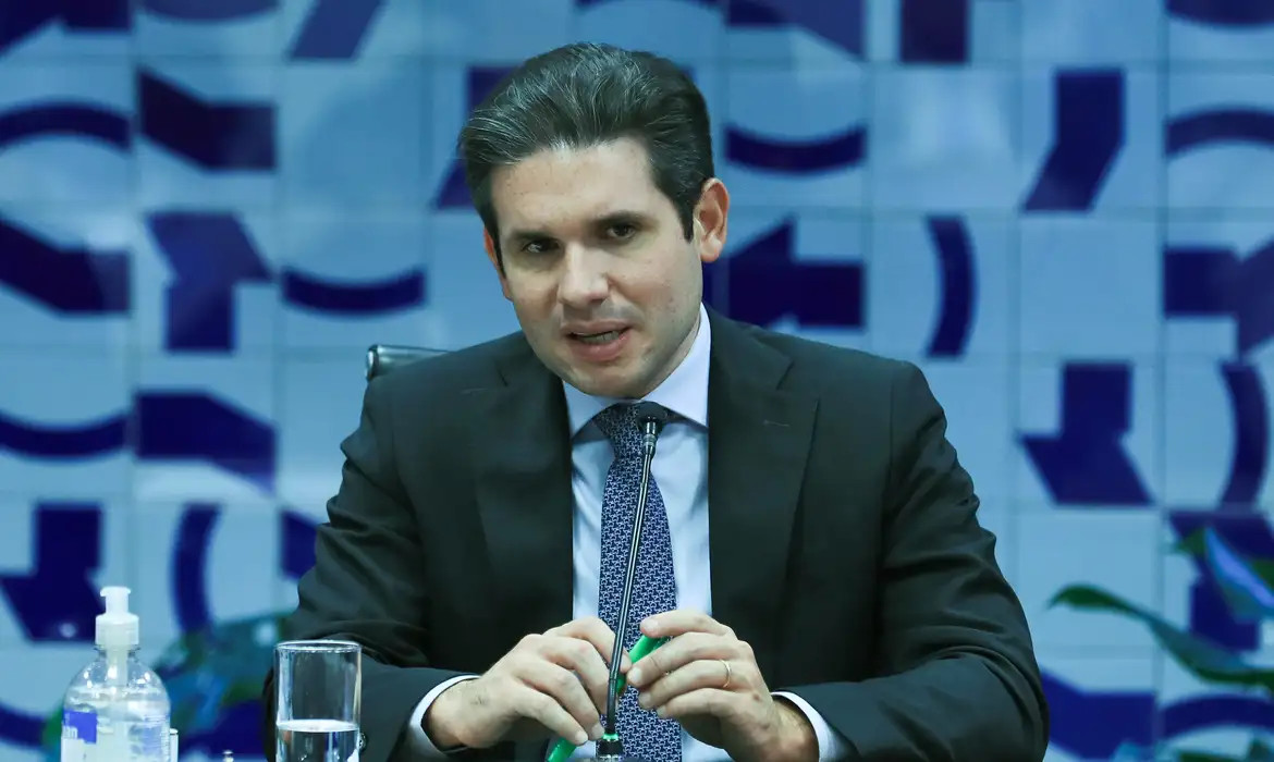 Motta defende relator e nega retirada de poderes da Polícia Federal