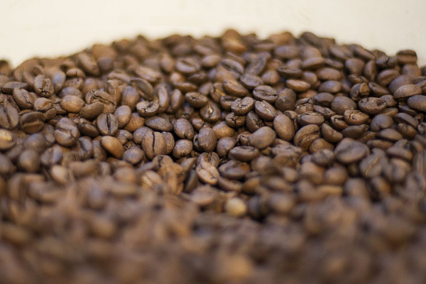 Trump diz que reduzirá tarifas para importação de café