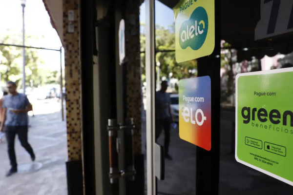 Empresários veem com expectativa mudanças no vale-alimentação