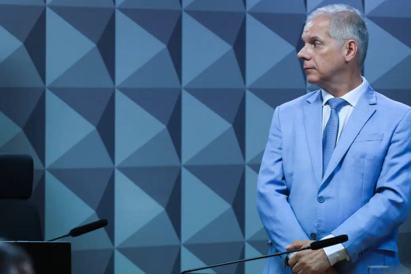 PF diz que ex-presidente do INSS recebia R$ 250 mil mensais de propina