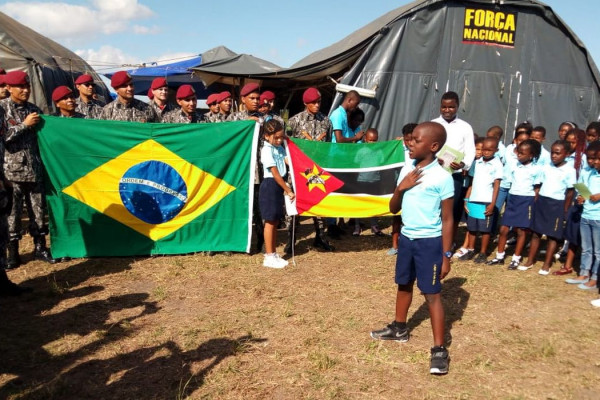 Relações entre Brasil e Moçambique fazem 50 anos e Lula viaja ao país