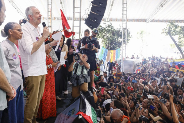 Côrrea do Lago promete levar pleitos da Cúpula dos Povos à COP30