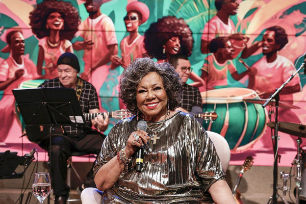Alcione ganha tributo em programa especial da Rádio Nacional
